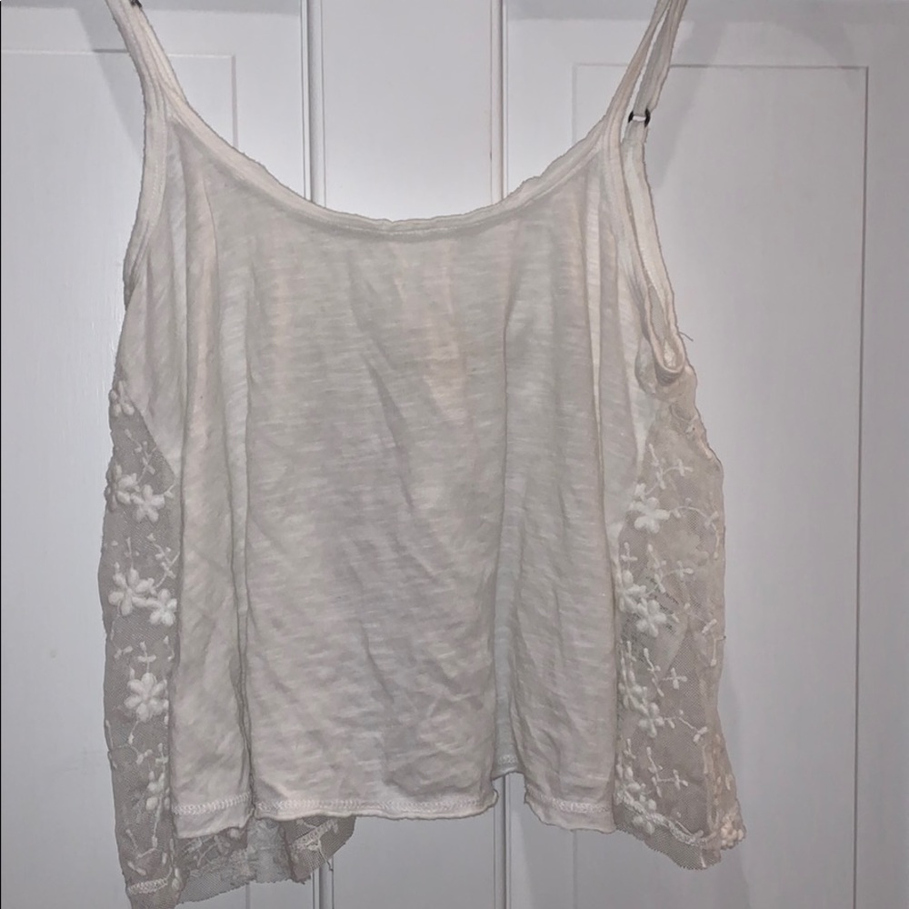 hollister flowy white tank top